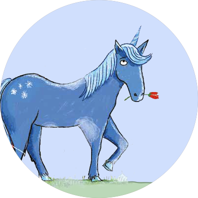 En enhörning med en röd blomma i munnen.